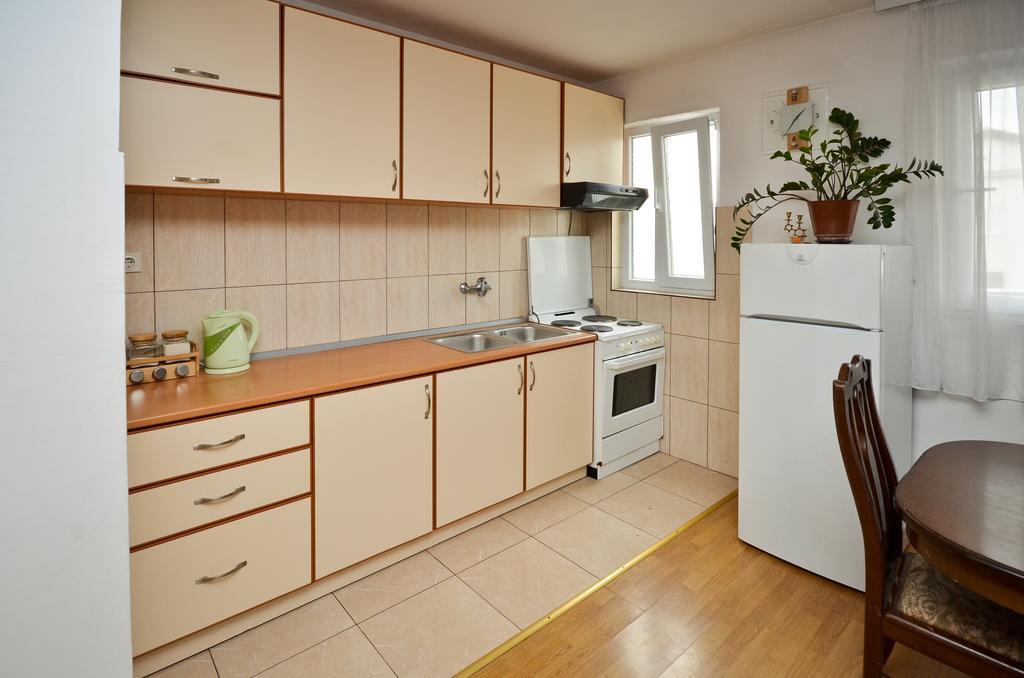 Apartmani Alexandra Budva Phòng bức ảnh
