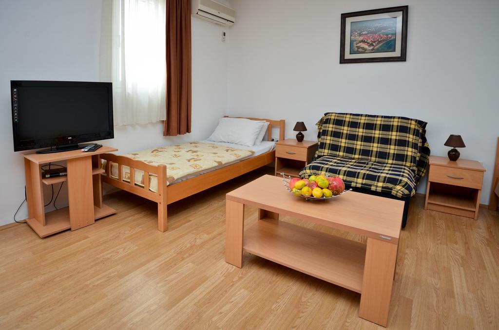 Apartmani Alexandra Budva Phòng bức ảnh