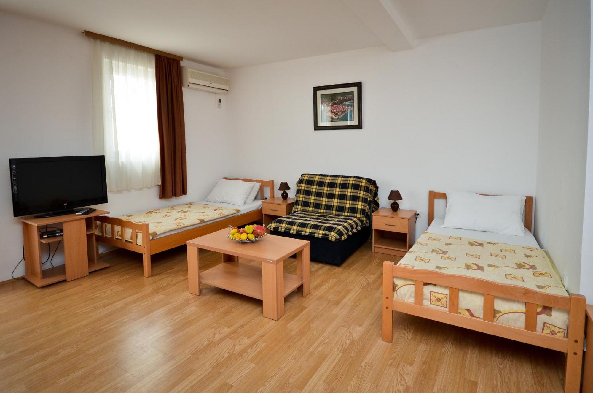 Apartmani Alexandra Budva Phòng bức ảnh